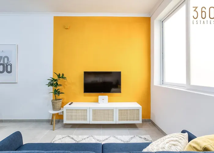 Lovely, Spacious 4br In The Heart Of By 360 Estates Apartment *