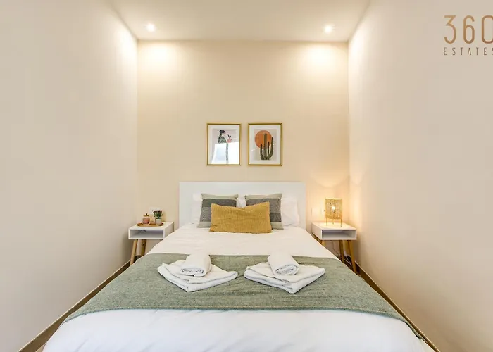 Apartment Lovely, Spacious 4br In The Heart Of By 360 Estates