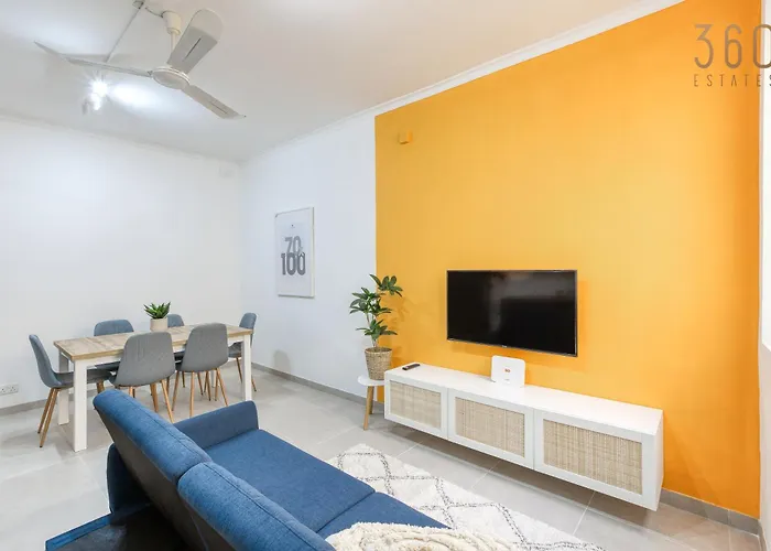 Lovely, Spacious 4br In The Heart Of By 360 Estates Apartment