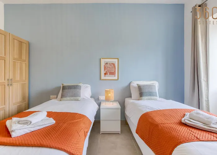 Lovely, Spacious 4br In The Heart Of By 360 Estates *